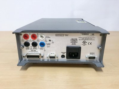 Источник-измеритель Keithley 2440 (демонстрационный)